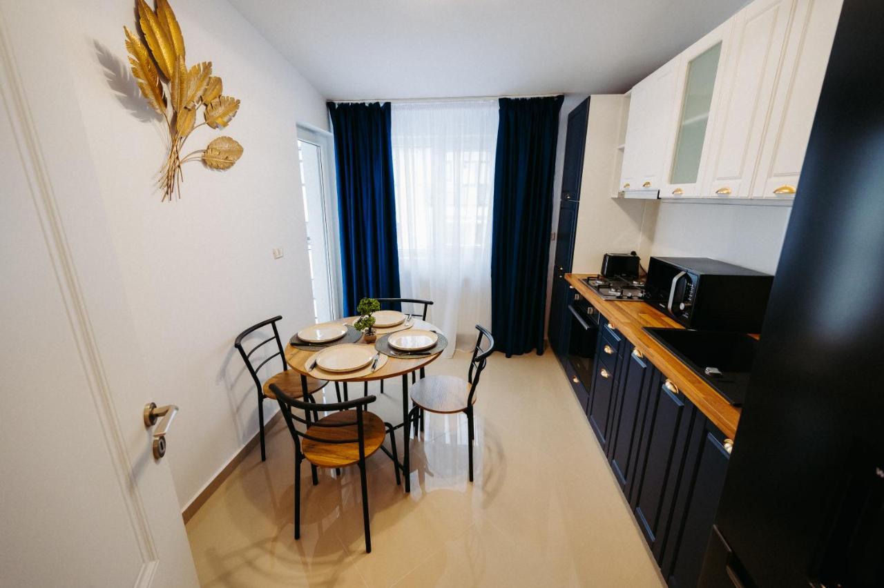 Modern Loft One Lejlighed Suceava Eksteriør billede
