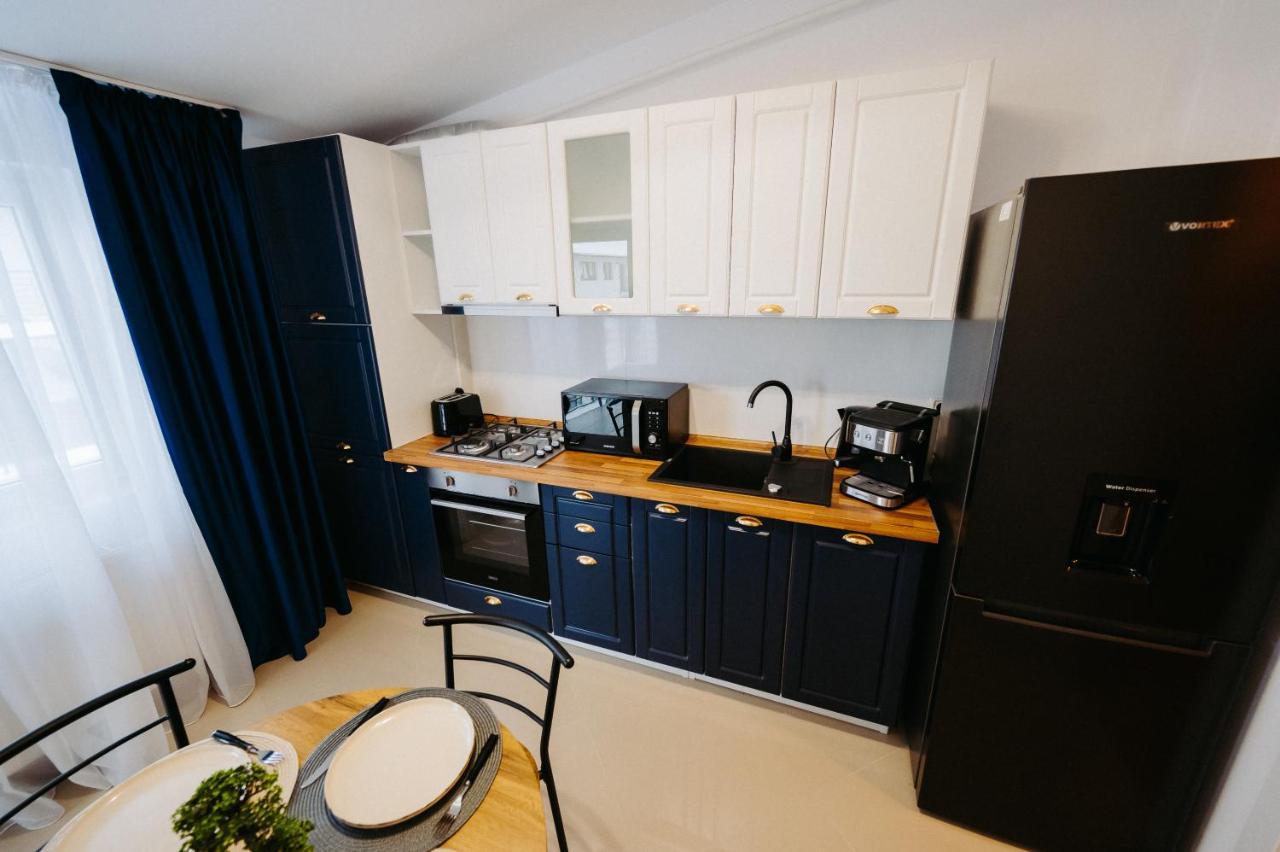 Modern Loft One Lejlighed Suceava Eksteriør billede